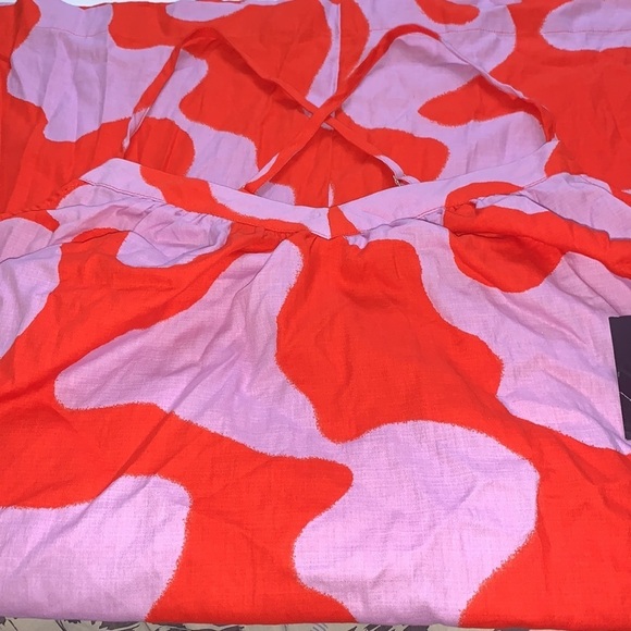 Ava & Viv Women's Plus Size Sleeveless Cross Back Woven Dress -Abstract Red - Picture 3 of 10